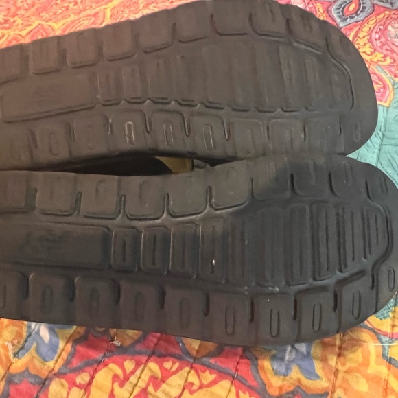 New Balance Sandals. Unisex Sz 5 Mens/sz 7 womens. Velcro strap NEW - Picture 4 of 6